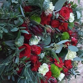 fwthumbchristmas wreath red and green for flyer.jpg